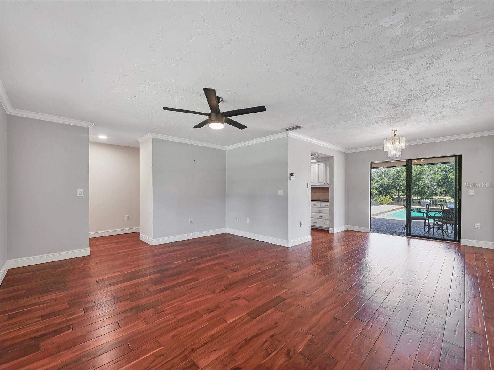 3927 Desoto Rd, Sarasota, FL 34235 — photo 19 of 67