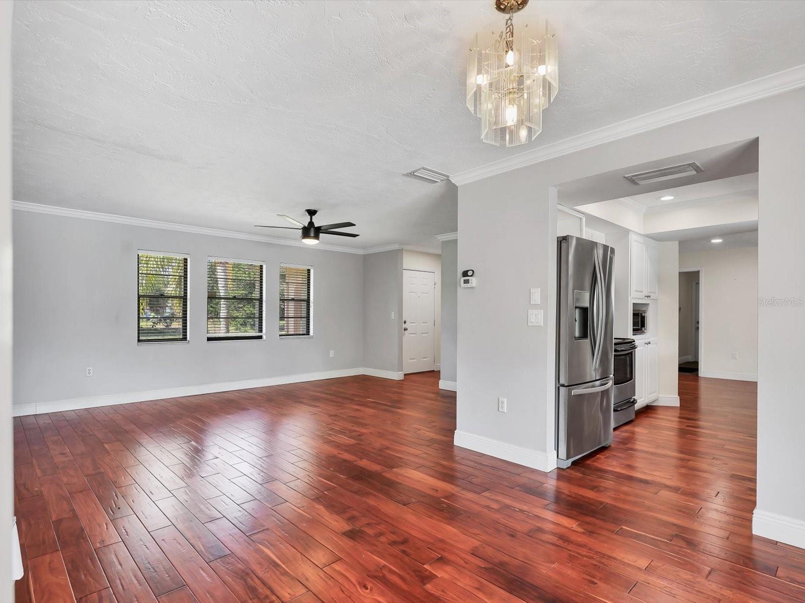 3927 Desoto Rd, Sarasota, FL 34235 — photo 20 of 67