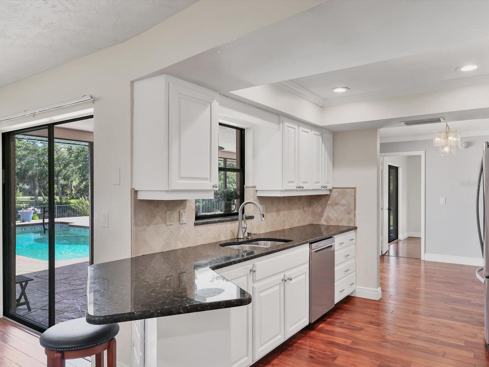 3927 Desoto Rd, Sarasota, FL 34235 — photo 22 of 67