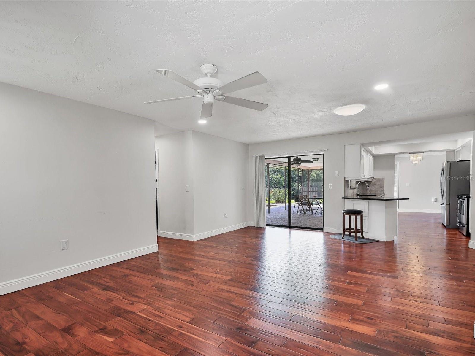 3927 Desoto Rd, Sarasota, FL 34235 — photo 28 of 67