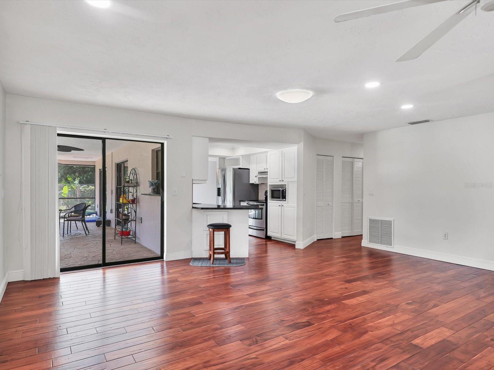 3927 Desoto Rd, Sarasota, FL 34235 — photo 31 of 67