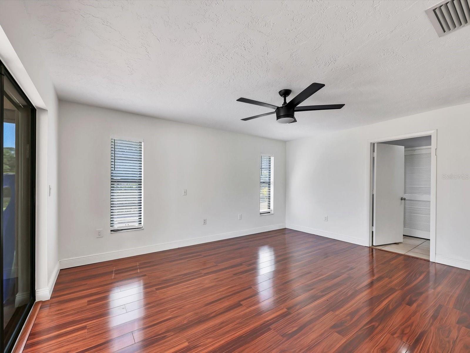 3927 Desoto Rd, Sarasota, FL 34235 — photo 32 of 67
