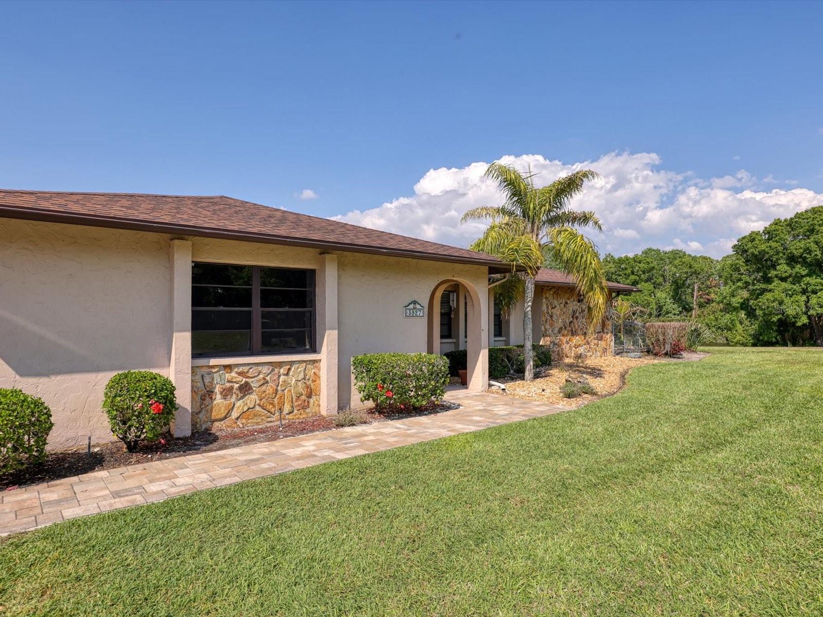 3927 Desoto Rd, Sarasota, FL 34235 — photo 9 of 67