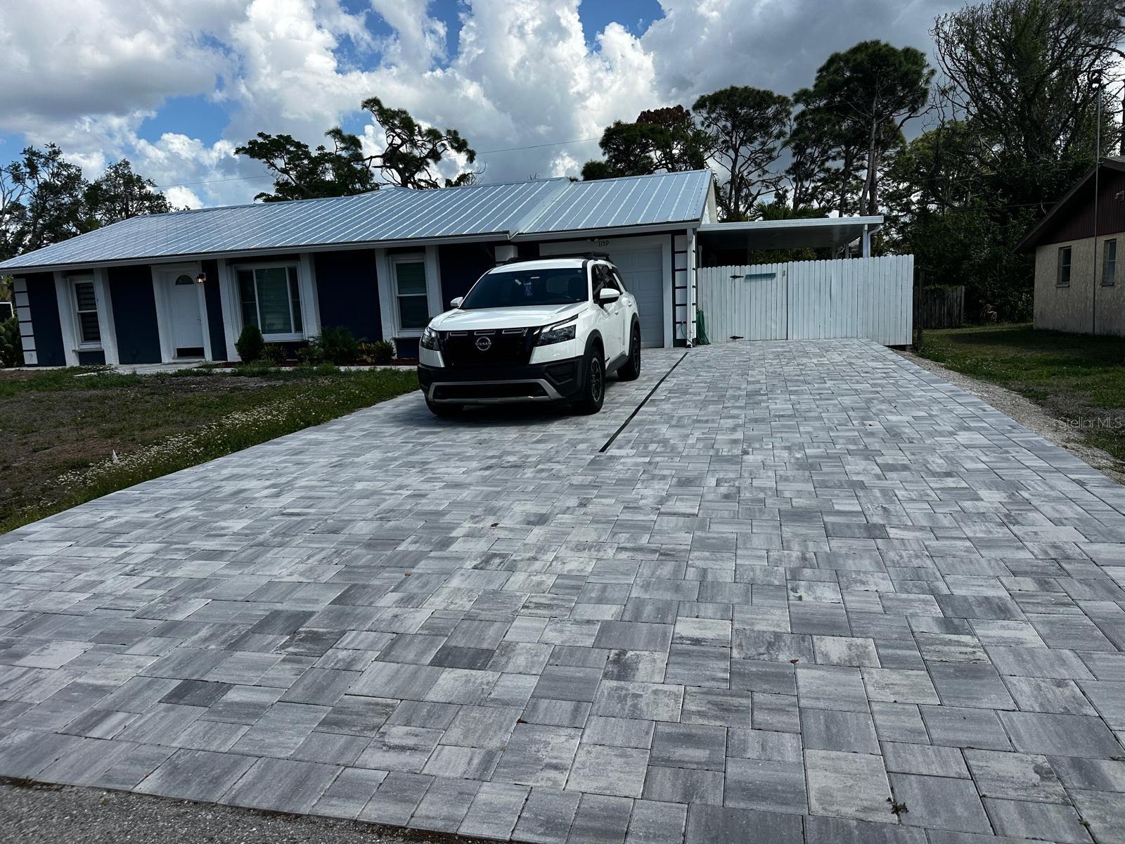 1159 Fundy Rd
