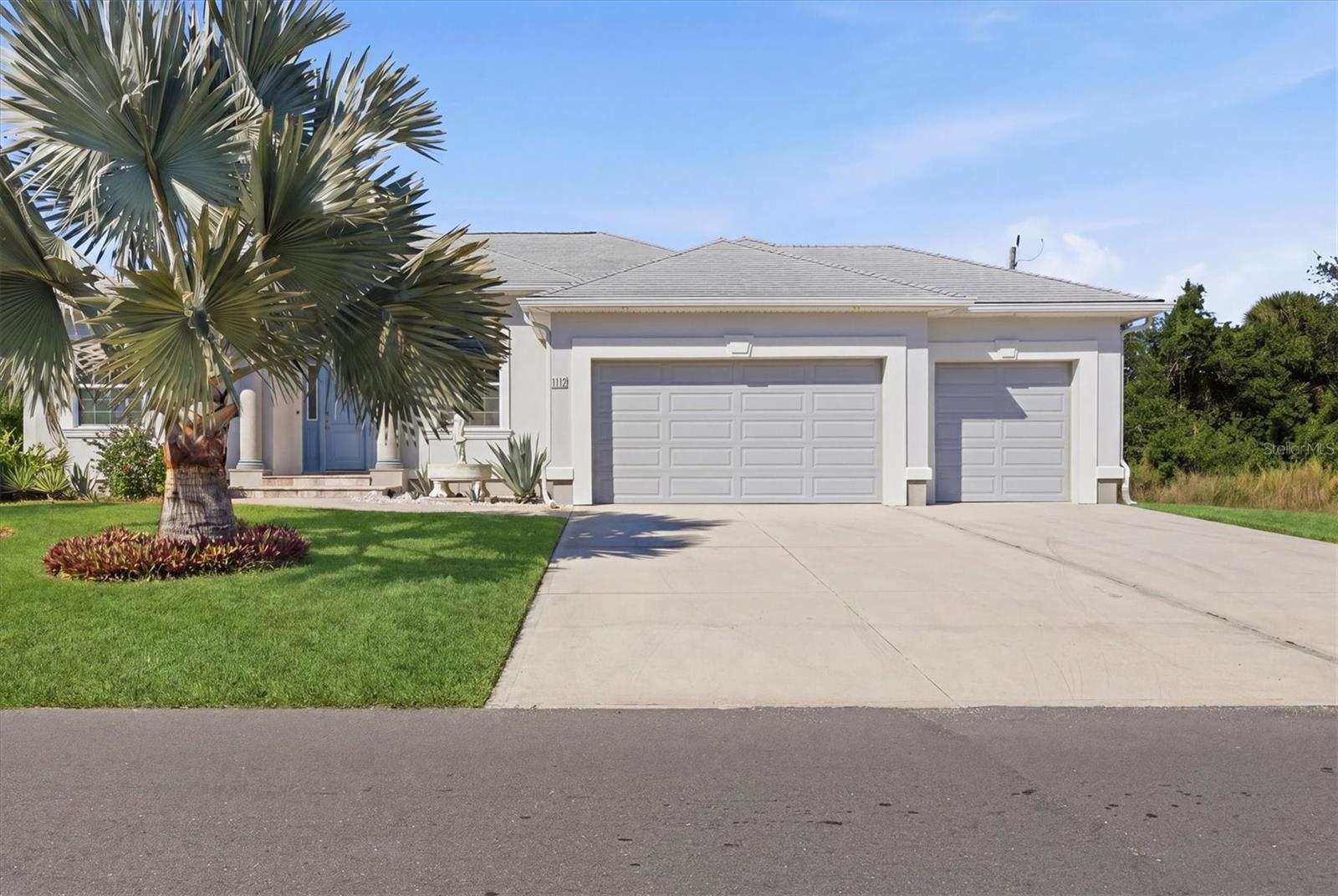 1112 Seneca Rd, Venice, FL 34293 — photo 10 of 50