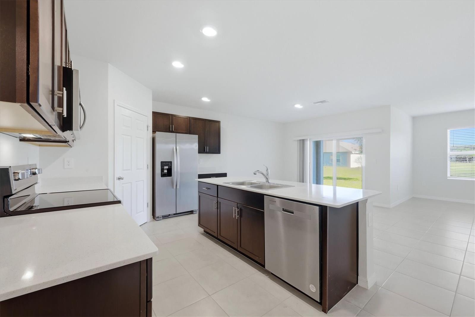 25118 Doredo Dr, Punta Gorda, FL 33955 — photo 3 of 34