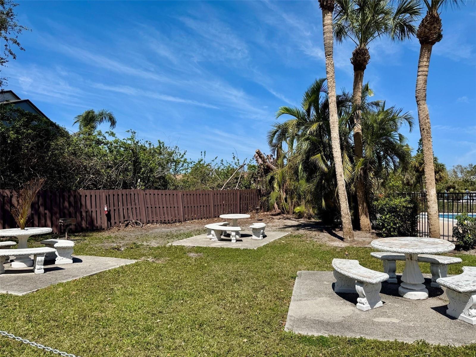 2632 Hidden Lake Dr N #E, Sarasota, FL 34237 — photo 25 of 33