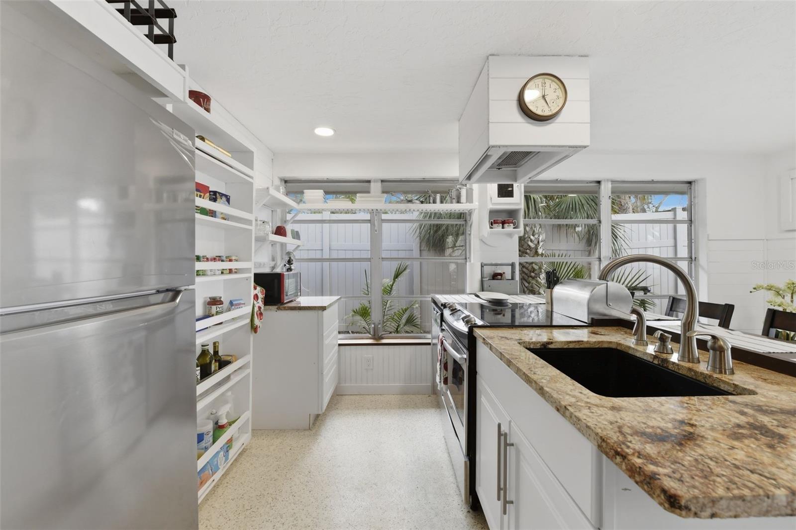8456 Midnight Pass Rd, Sarasota, FL 34242 — photo 5 of 29