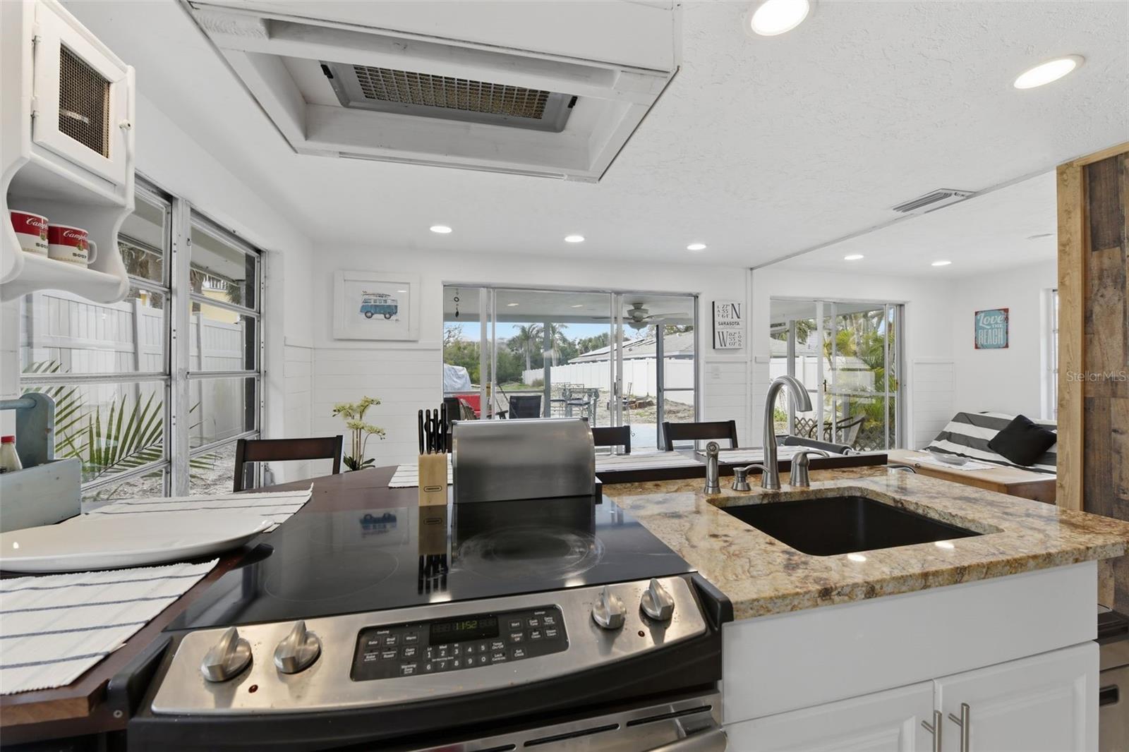 8456 Midnight Pass Rd, Sarasota, FL 34242 — photo 7 of 29