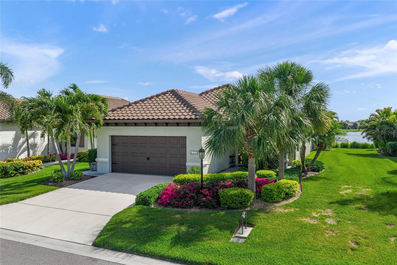 215 Cassano Dr, Nokomis, FL 34275 — photo 6 of 60