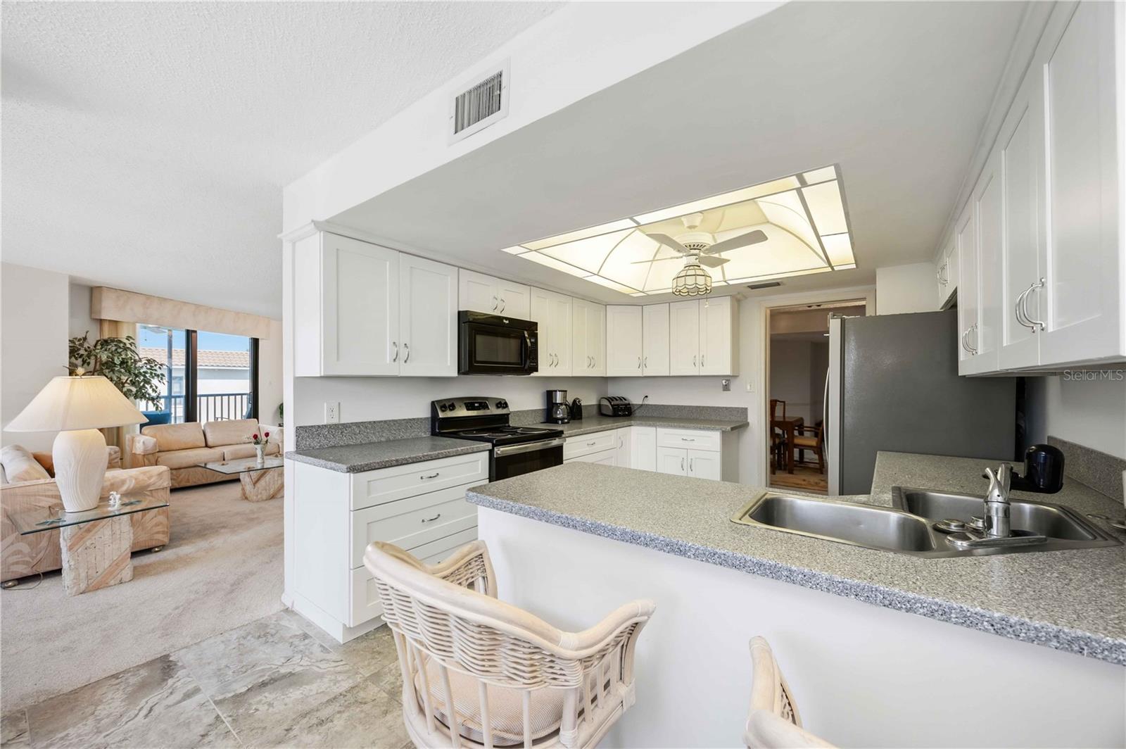 Kitchen Bar