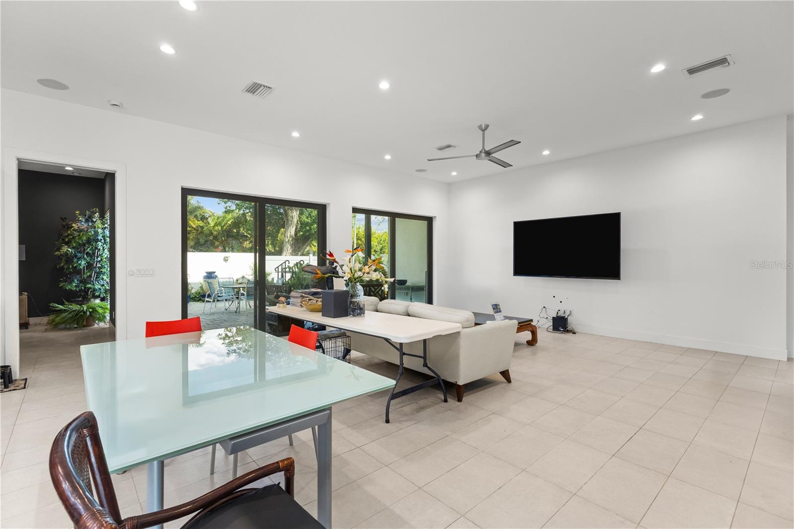 1755 7th St, Sarasota, FL 34236 — photo 16 of 70