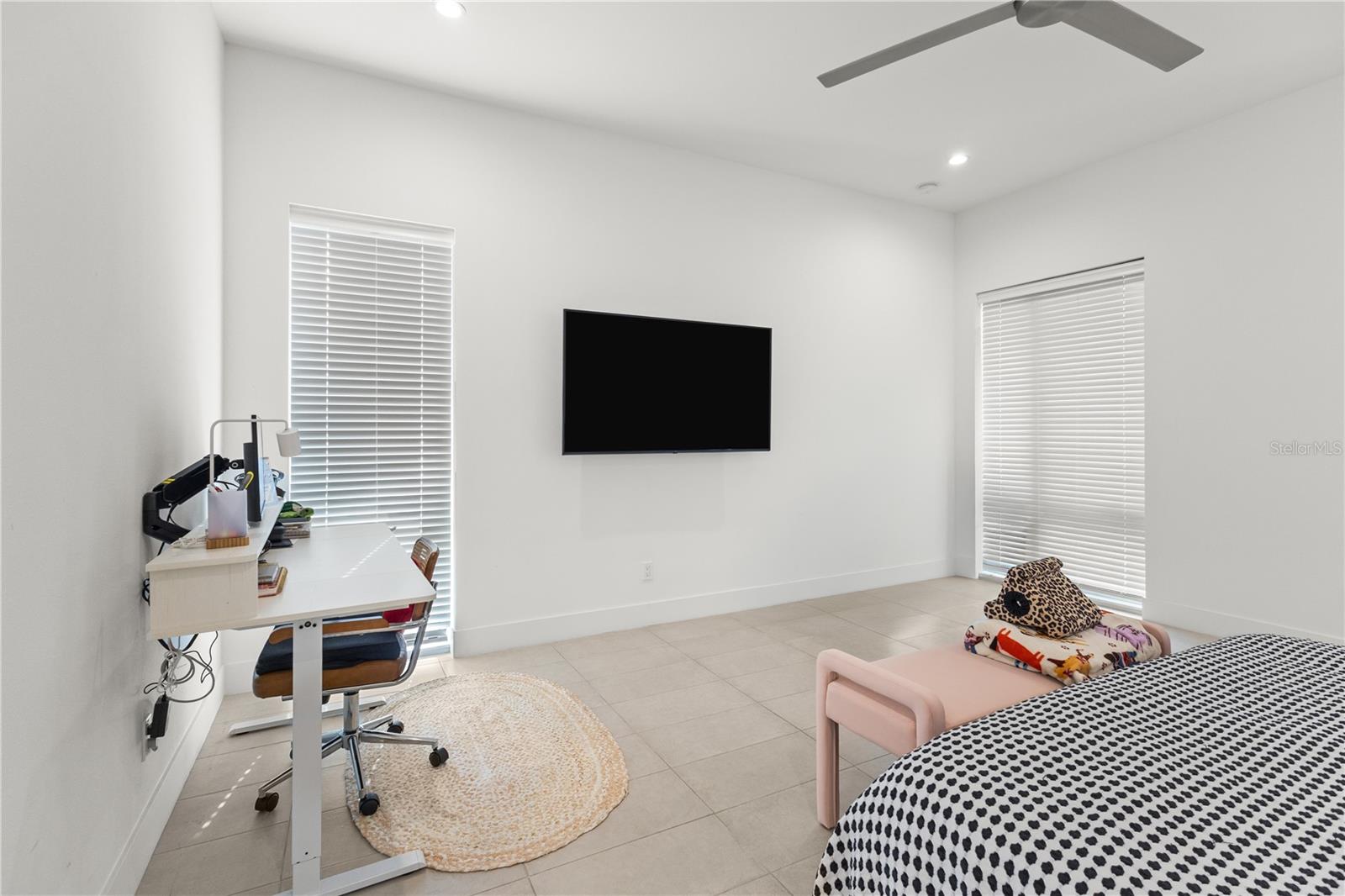 1755 7th St, Sarasota, FL 34236 — photo 57 of 70