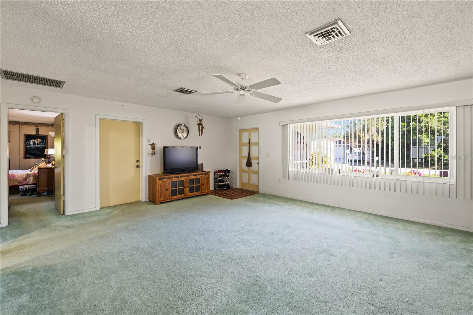 22158 Riverhead Ave, Port Charlotte, FL 33952 — photo 5 of 19