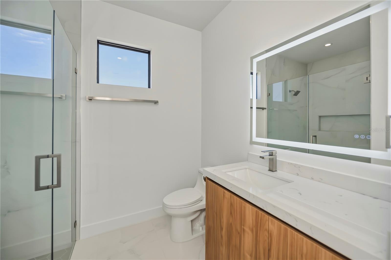 Guest Bathroom 2