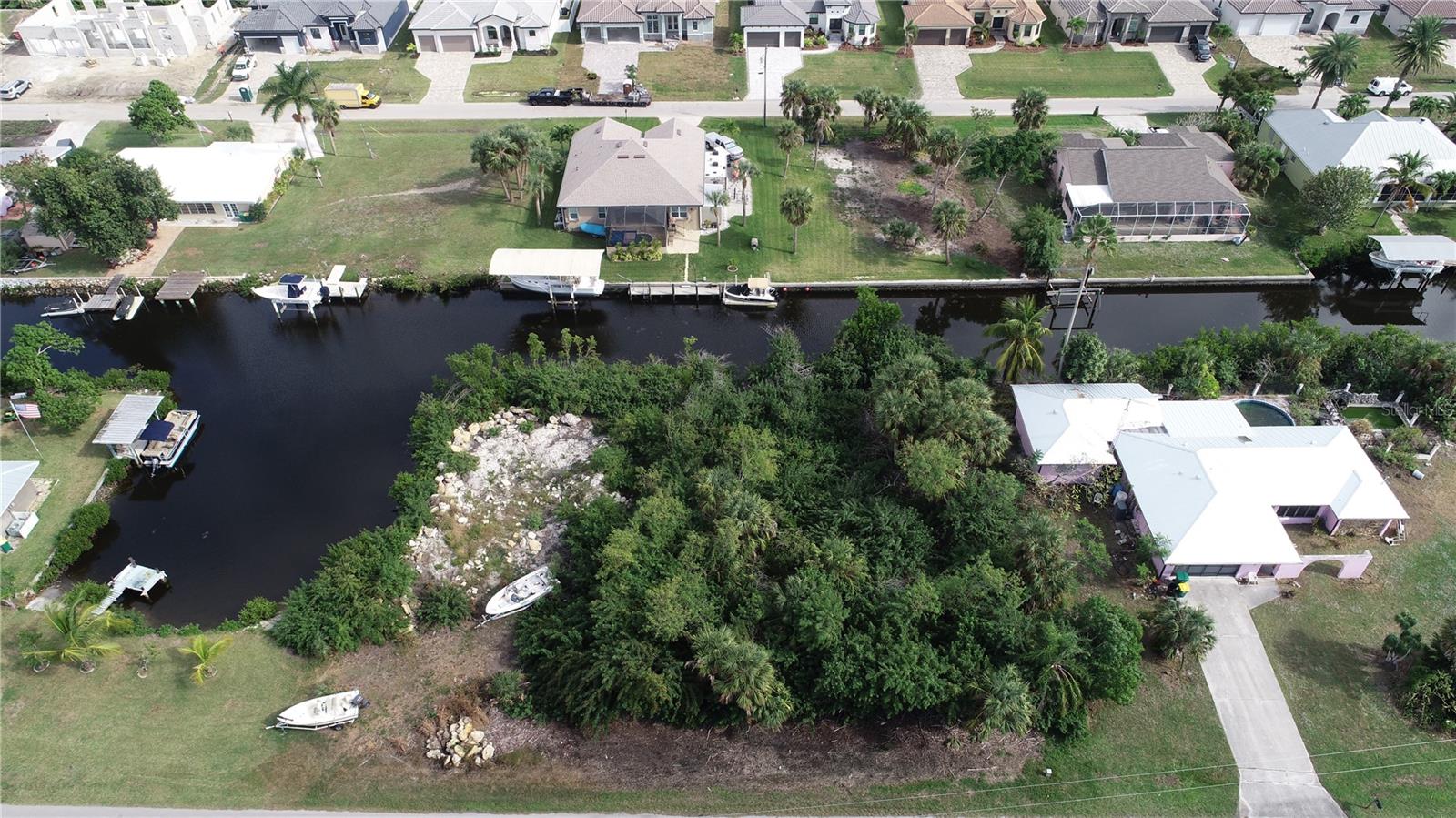 4114 Palm Dr