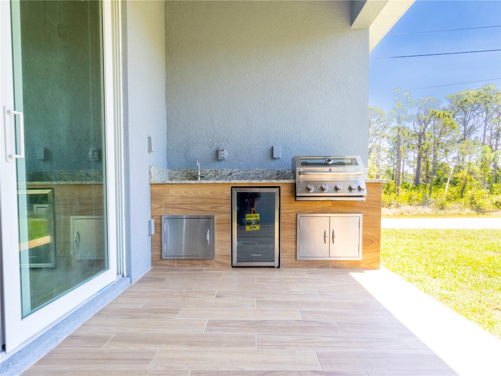 9443 Hallendale Dr, Port Charlotte, FL 33981 — photo 5 of 13