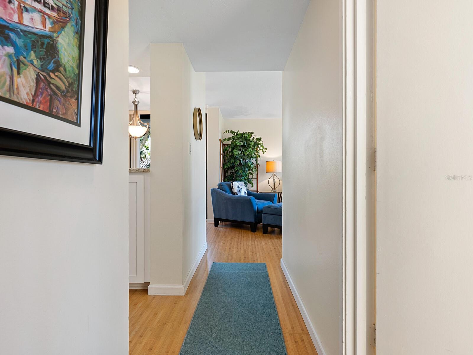 22 Sandy Cove Rd #apt 203, Sarasota, FL 34242 — photo 4 of 48
