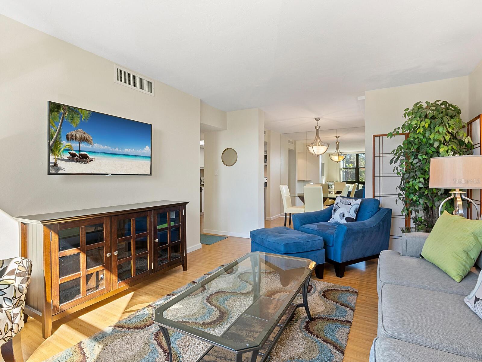 22 Sandy Cove Rd #apt 203, Sarasota, FL 34242 — photo 8 of 48