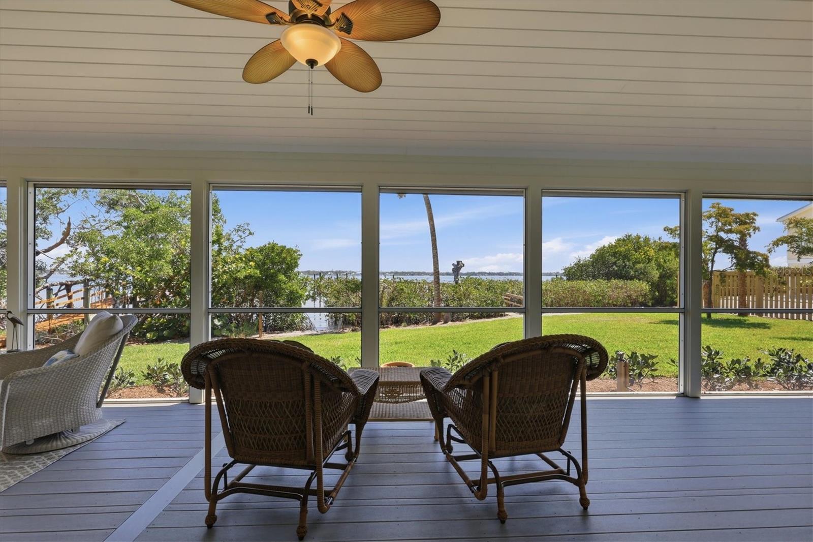 Screened Lanai Bay View