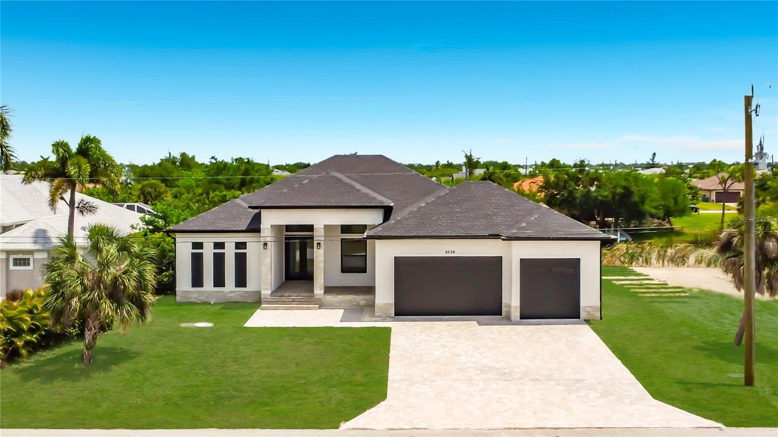 9524 Singer Cir, Port Charlotte, FL 33981 — photo 3 of 68