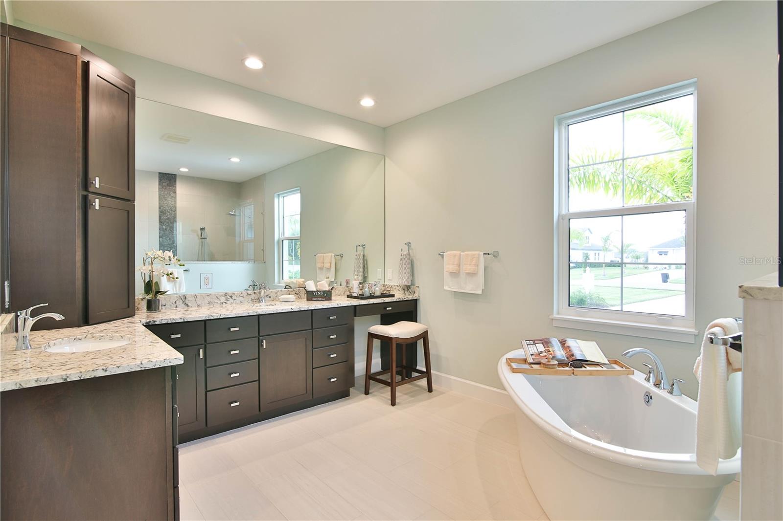 2424 Ashton Rd, Sarasota, FL 34231 — photo 19 of 53