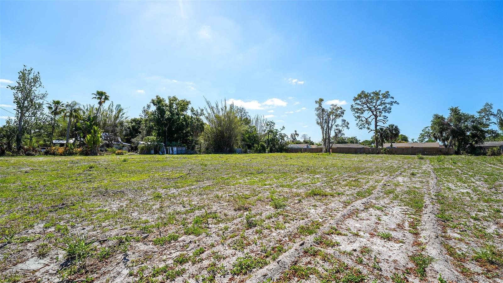 2424 Ashton Rd, Sarasota, FL 34231 — photo 32 of 53