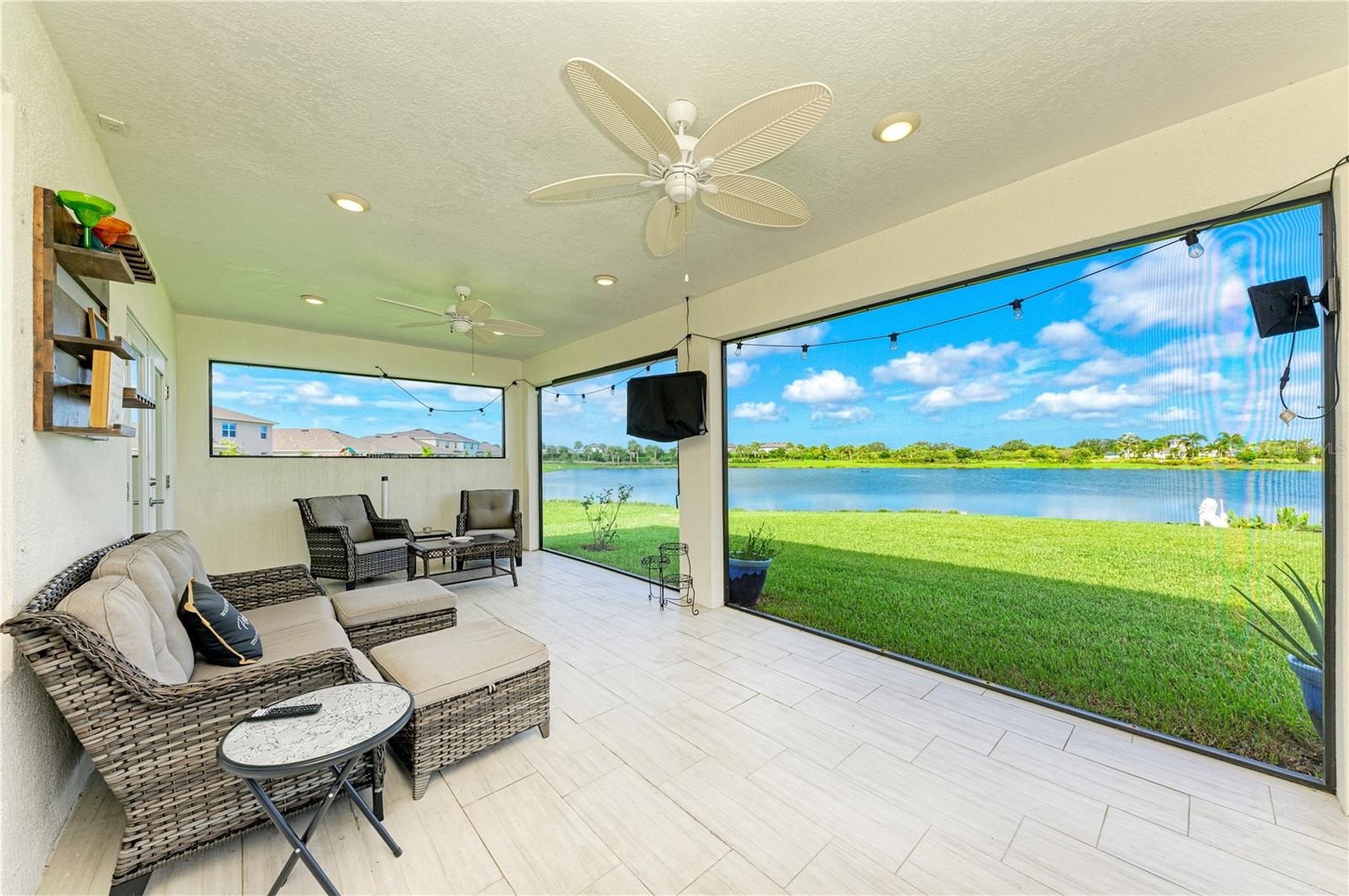 Lanai 2