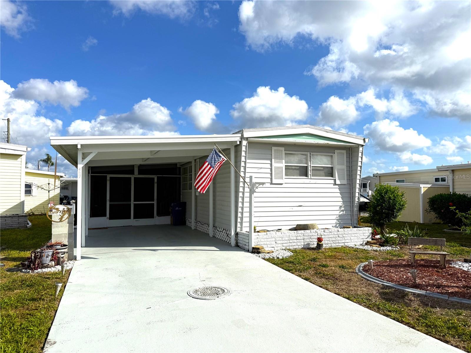 527 Blackburn Blvd, North Port, FL 34287 — photo 1 of 66