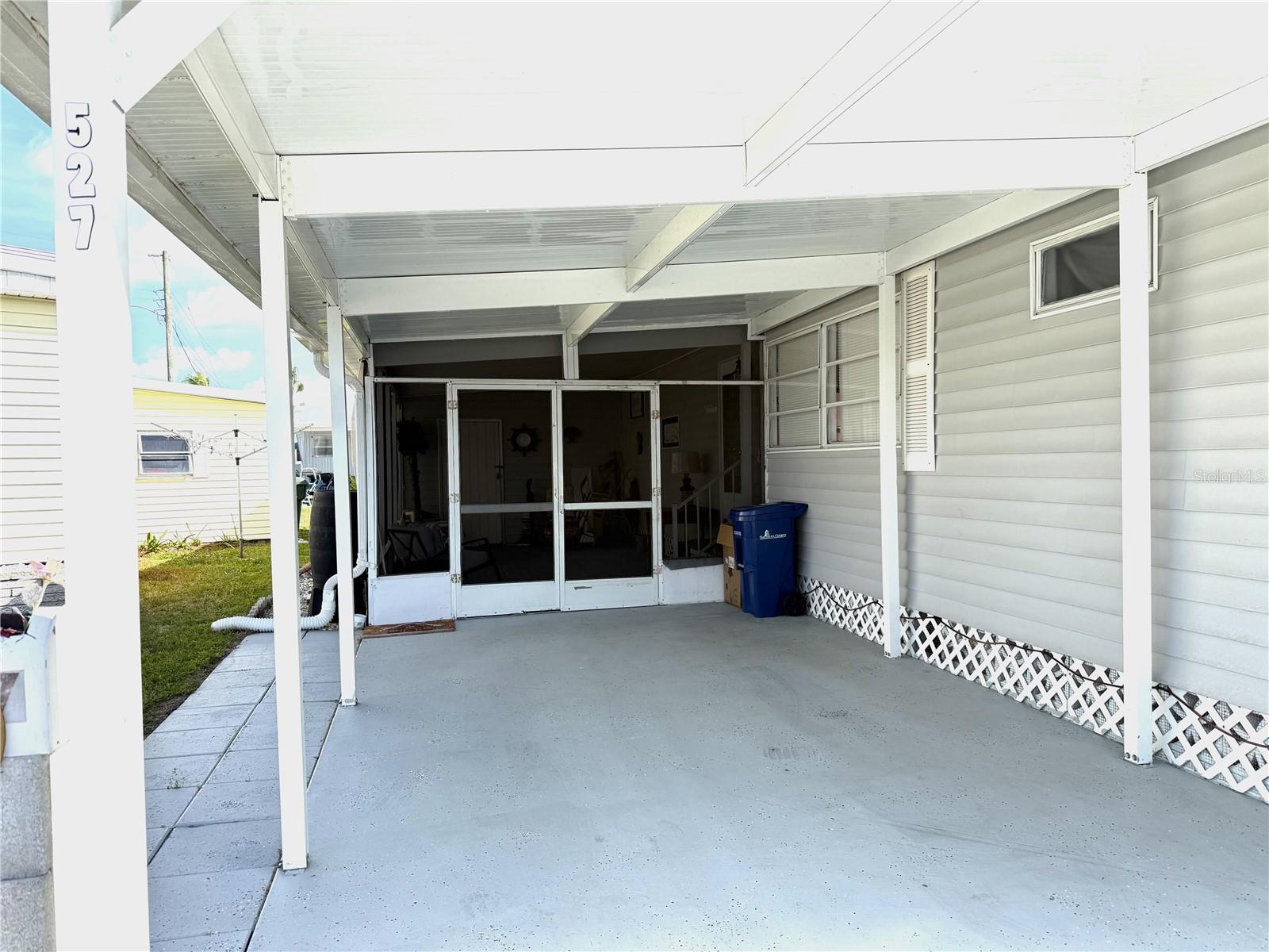527 Blackburn Blvd, North Port, FL 34287 — photo 2 of 66