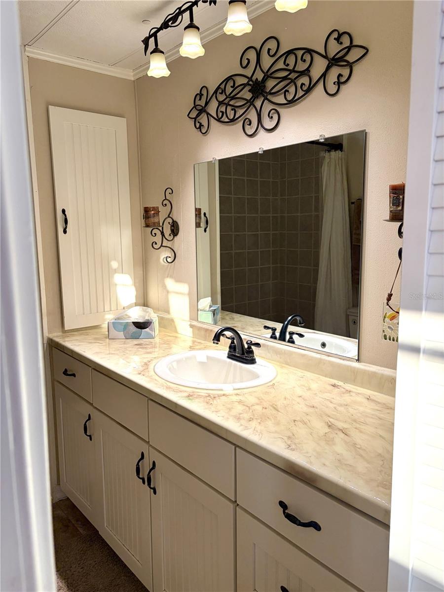527 Blackburn Blvd, North Port, FL 34287 — photo 15 of 66