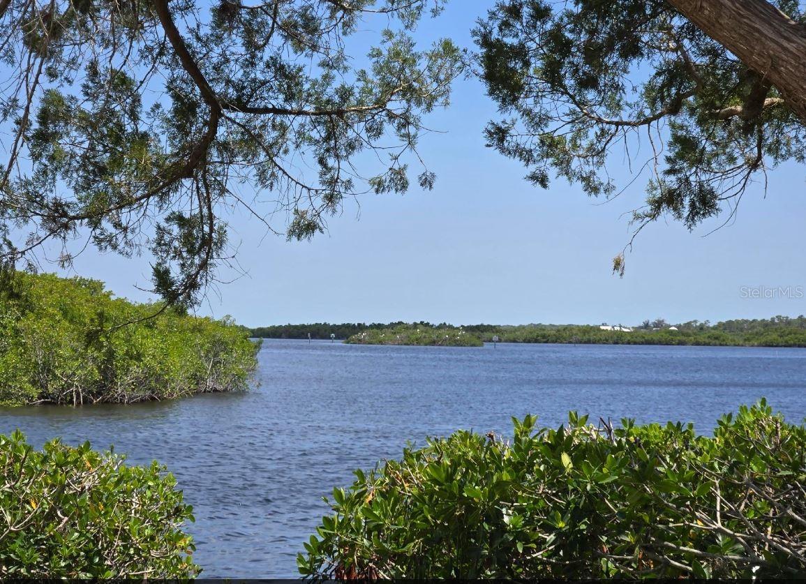 527 Blackburn Blvd, North Port, FL 34287 — photo 60 of 66