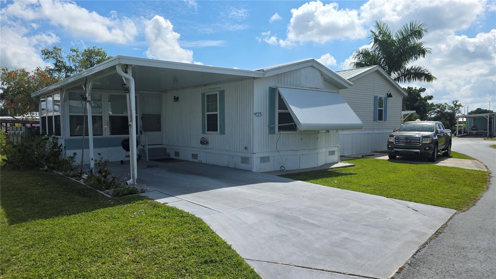 123 6th St, Punta Gorda, FL 33982 — photo 2 of 18