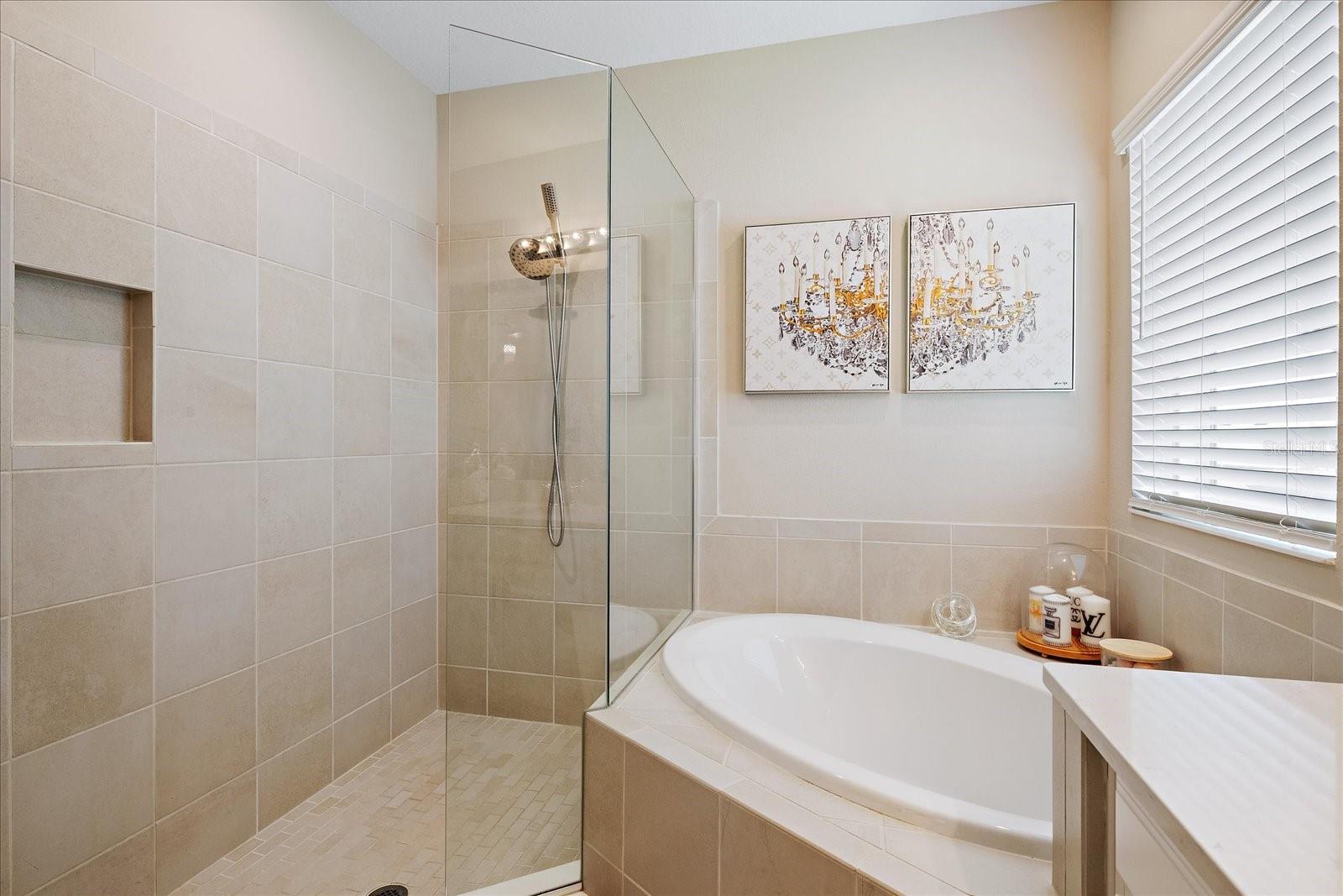 9085 Luna Ln, Sarasota, FL 34241 — photo 25 of 62