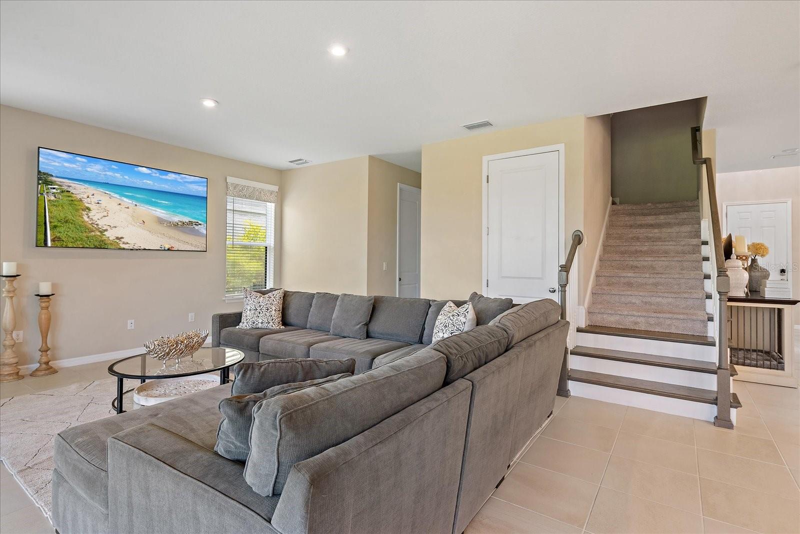9085 Luna Ln, Sarasota, FL 34241 — photo 10 of 62