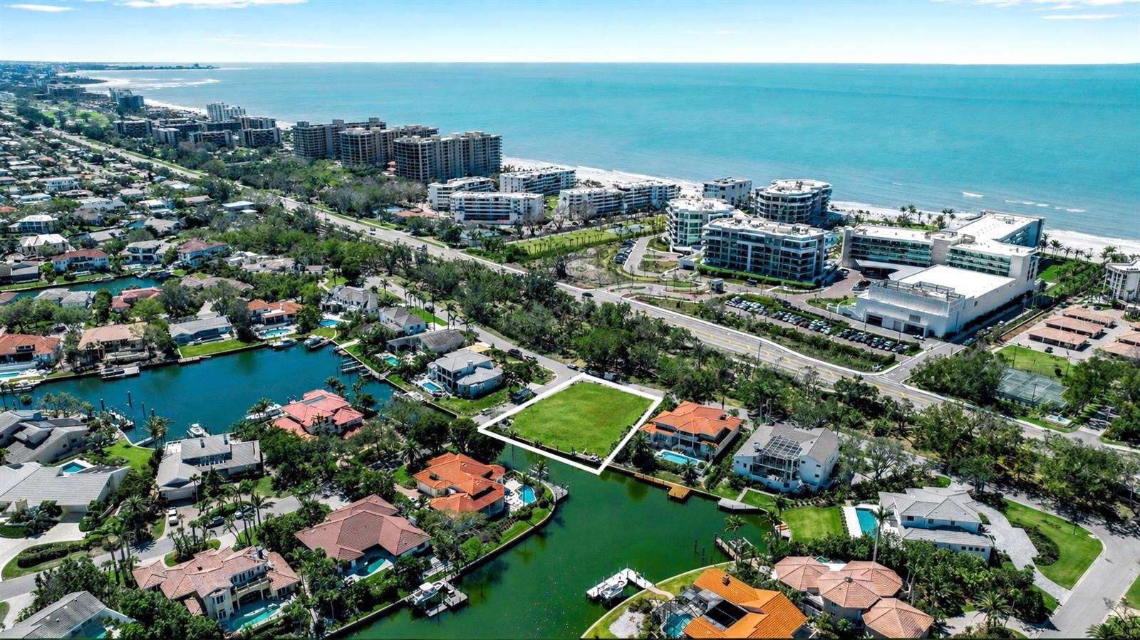 1600 Harbor Sound Dr, Longboat Key, FL 34228 — photo 3 of 4