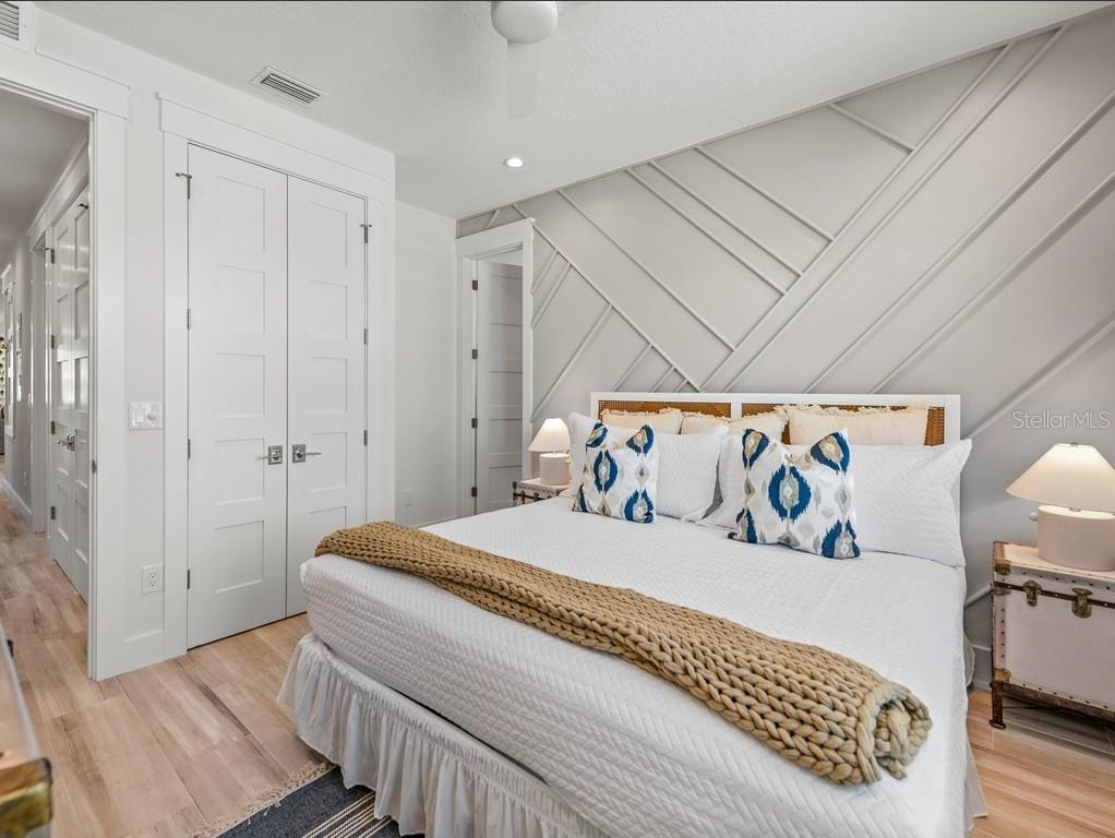 204 Coolidge Dr, Sarasota, FL 34236 — photo 23 of 90