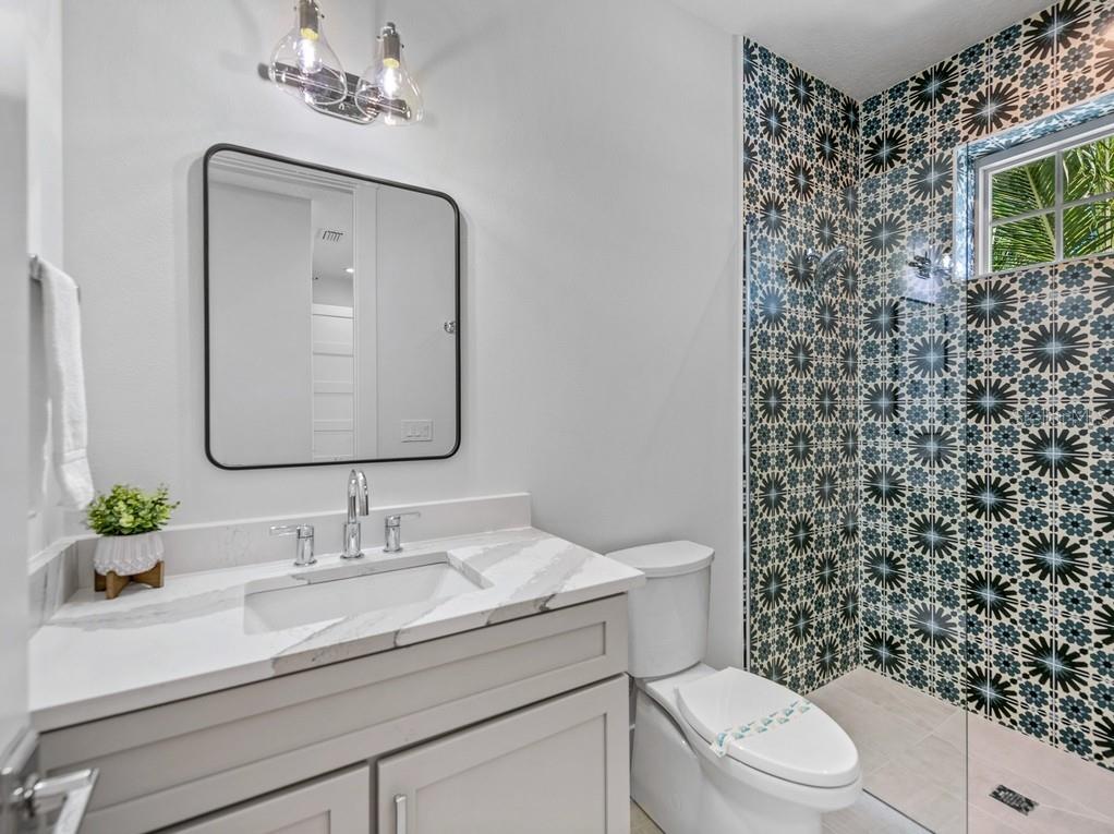 204 Coolidge Dr, Sarasota, FL 34236 — photo 25 of 90