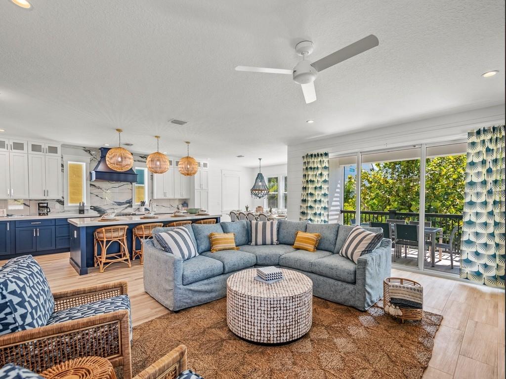 204 Coolidge Dr, Sarasota, FL 34236 — photo 4 of 90