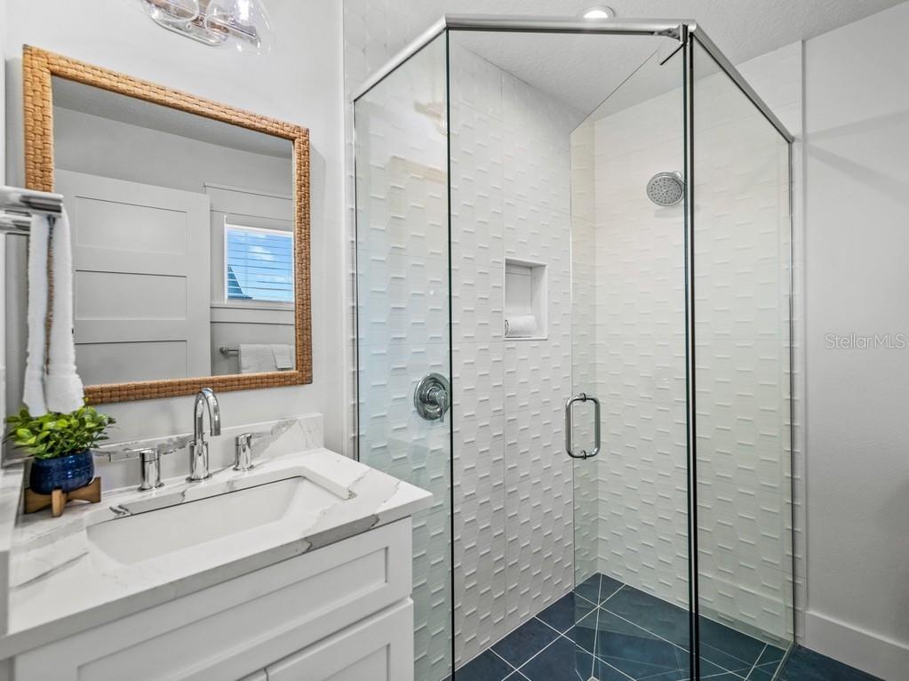 204 Coolidge Dr, Sarasota, FL 34236 — photo 32 of 90