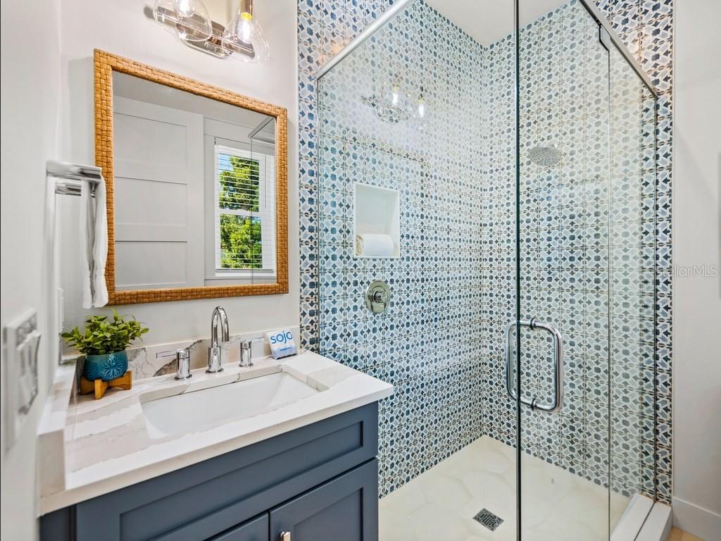 204 Coolidge Dr, Sarasota, FL 34236 — photo 44 of 90