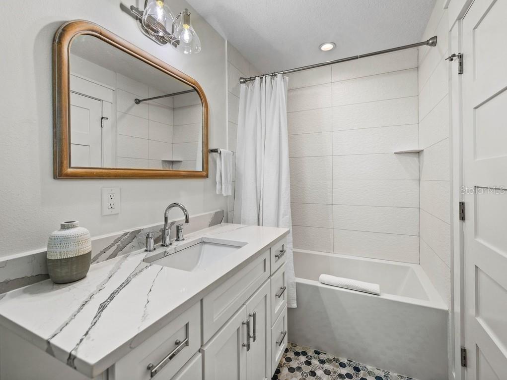 204 Coolidge Dr, Sarasota, FL 34236 — photo 48 of 90