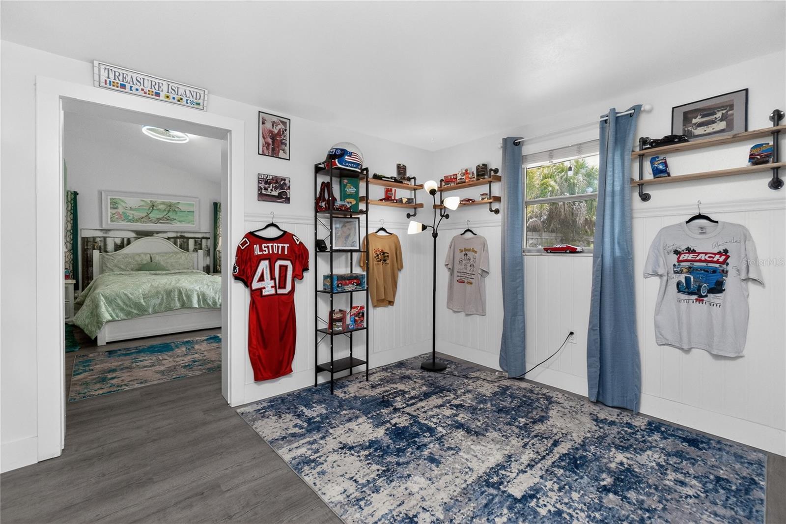 Bedroom 3 or use as den or office