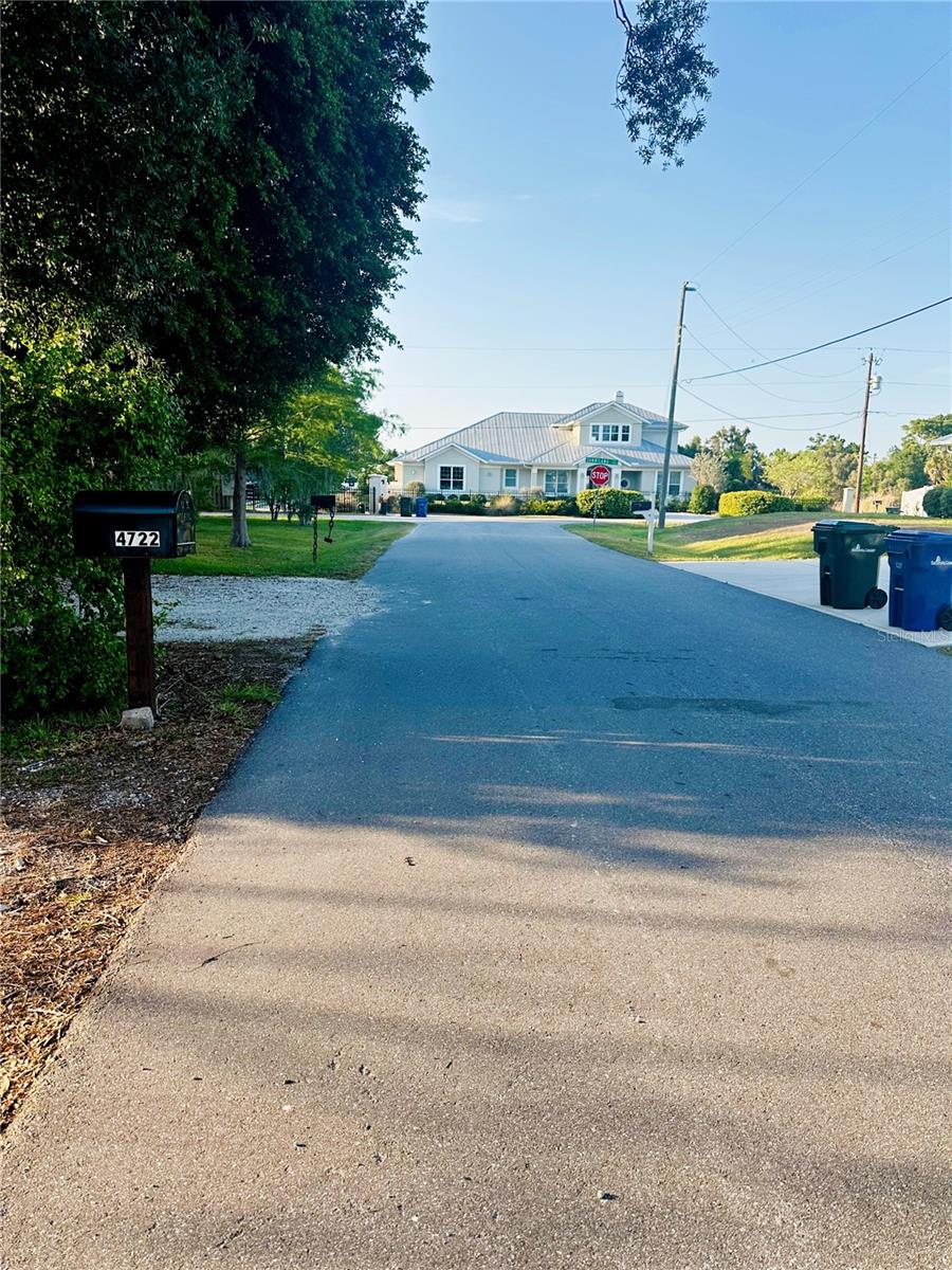 4722 Harris Ave, Sarasota, FL 34233 — photo 14 of 30