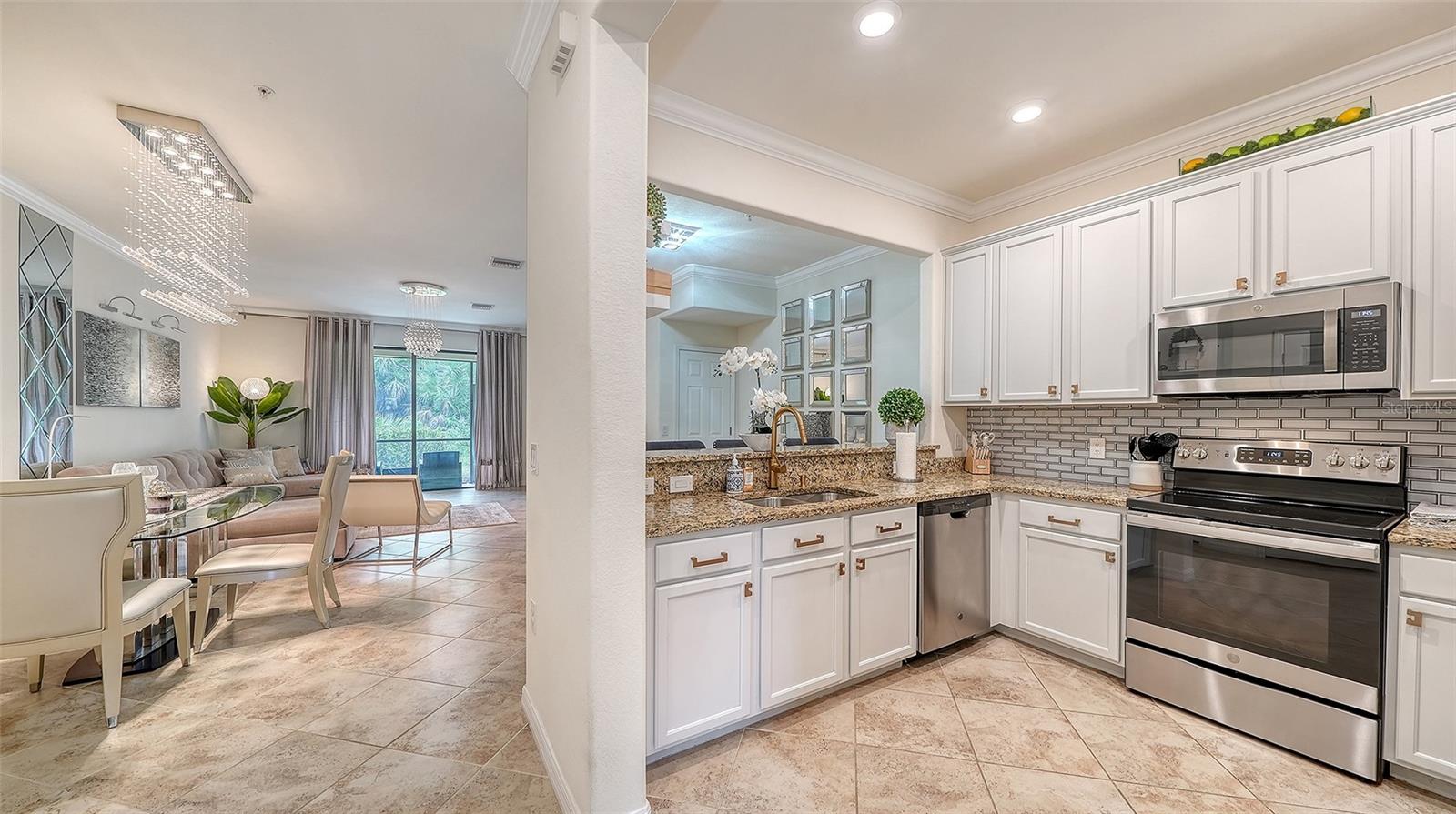 20310 Lagente Cir, Venice, FL 34293 — photo 4 of 51