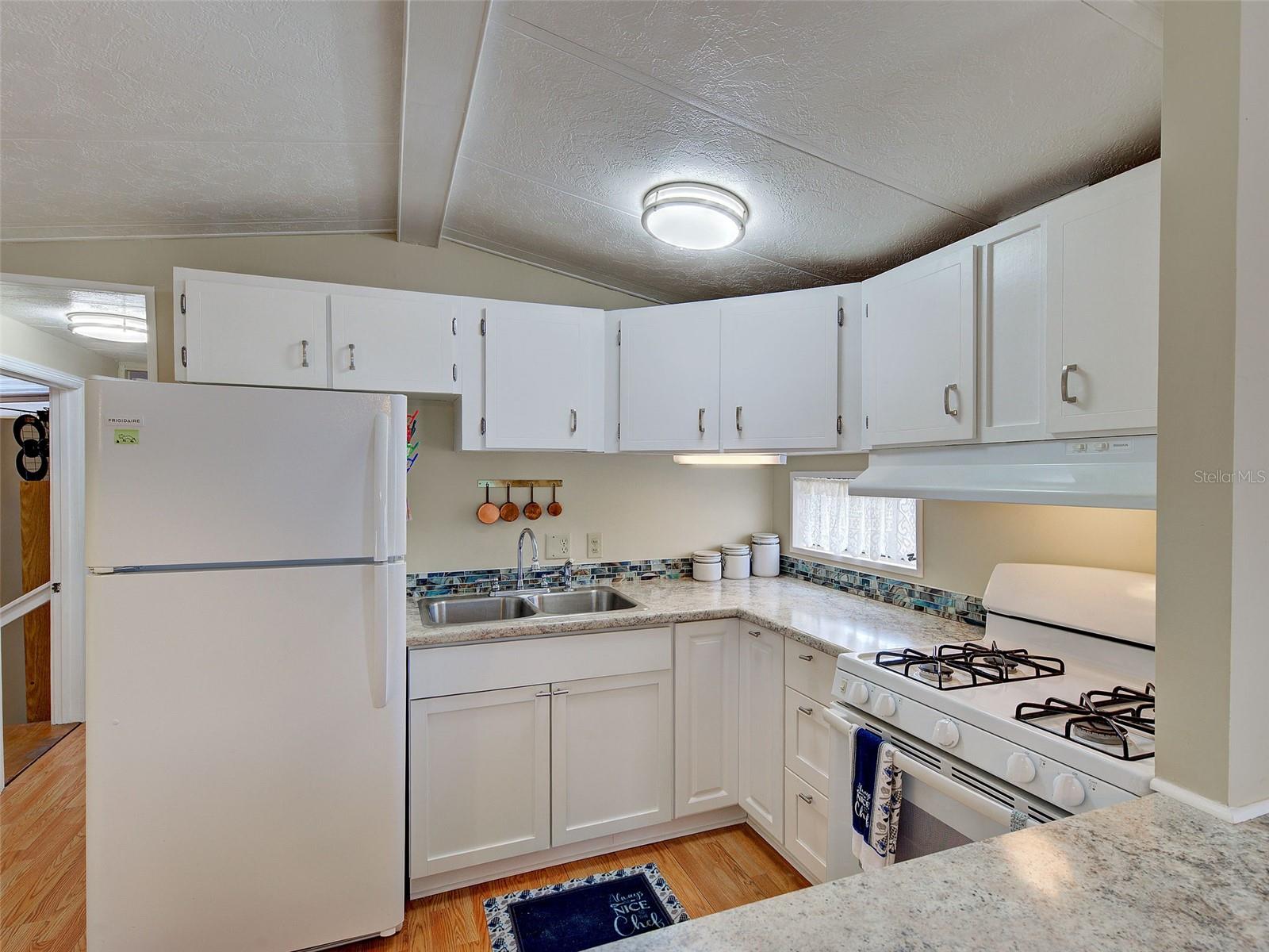 1475 Flamingo Dr #286, Englewood, FL 34224 — photo 11 of 70