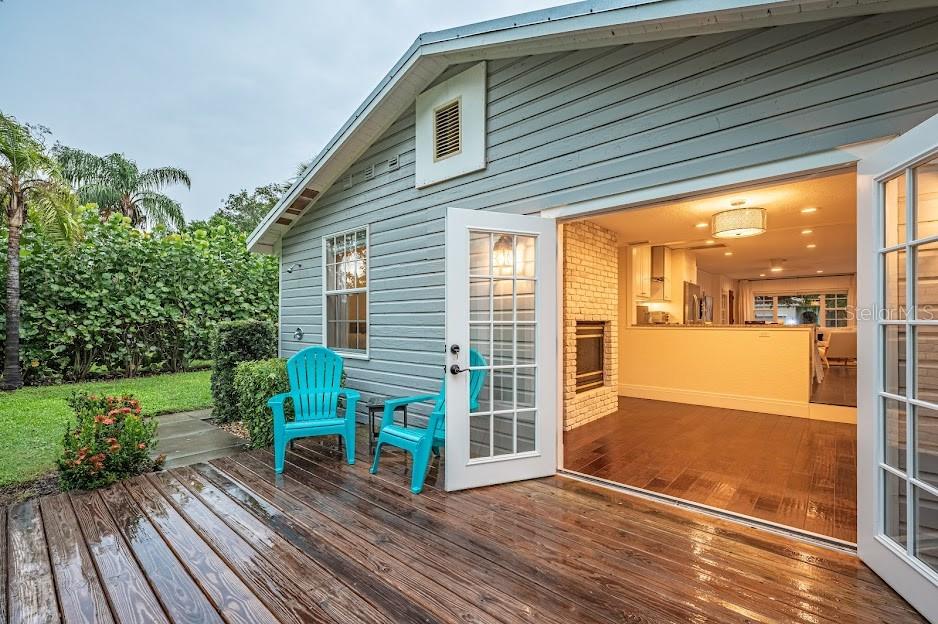 1837 Worrington St, Sarasota, FL 34231 — photo 11 of 25