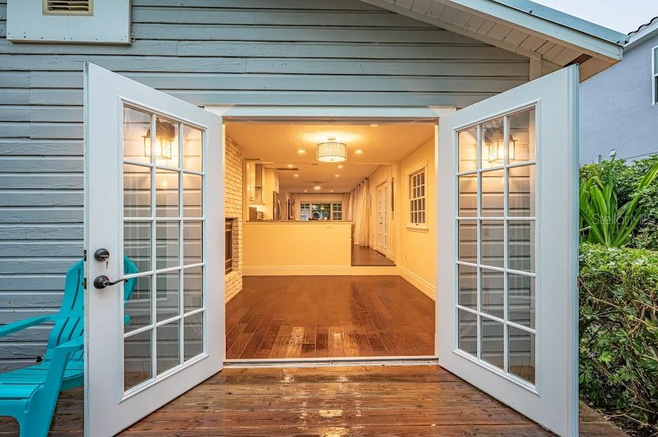 1837 Worrington St, Sarasota, FL 34231 — photo 12 of 25