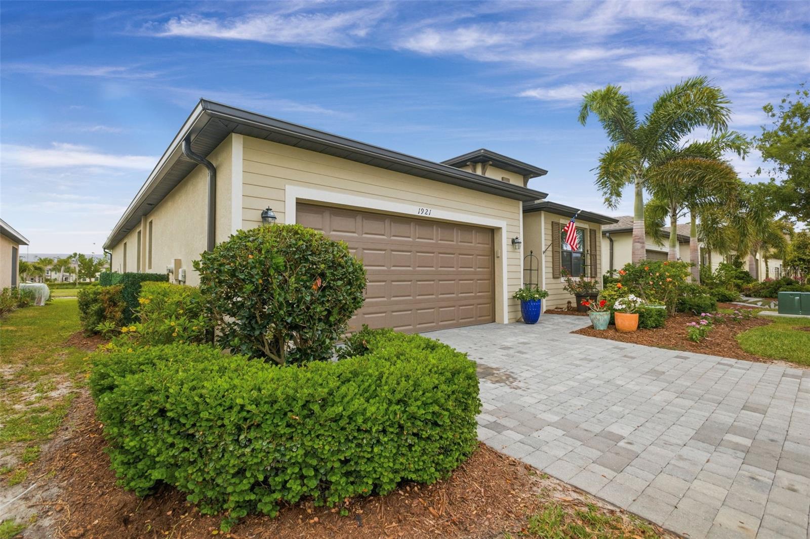 1921 E Isles Rd, Port Charlotte, FL 33953 — photo 4 of 52