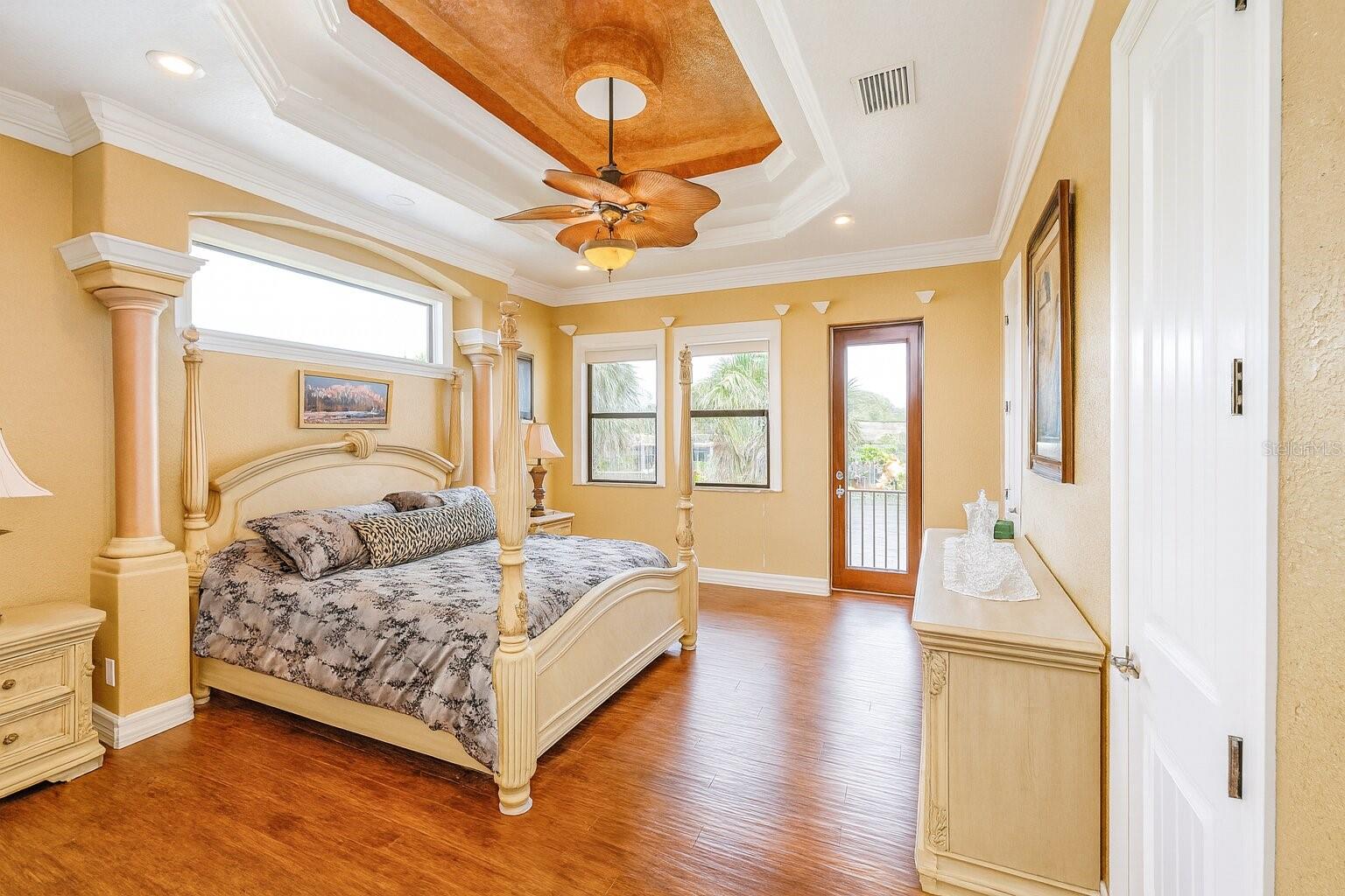 135 Tina Island Dr, Osprey, FL 34229 — photo 11 of 47
